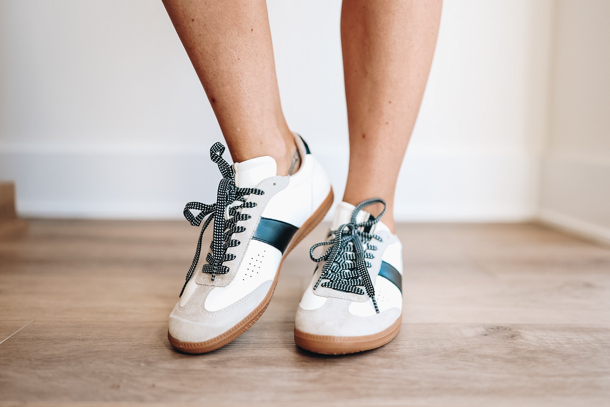 SYDNEY SNEAKER