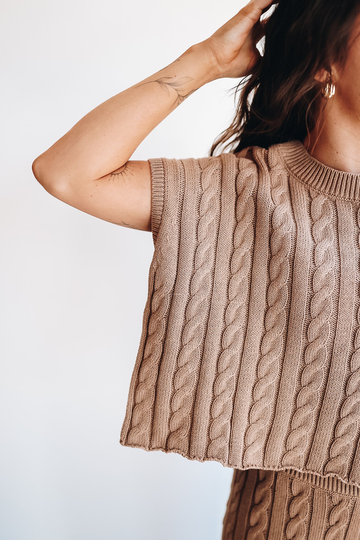 COCOA CABLE KNIT TOP