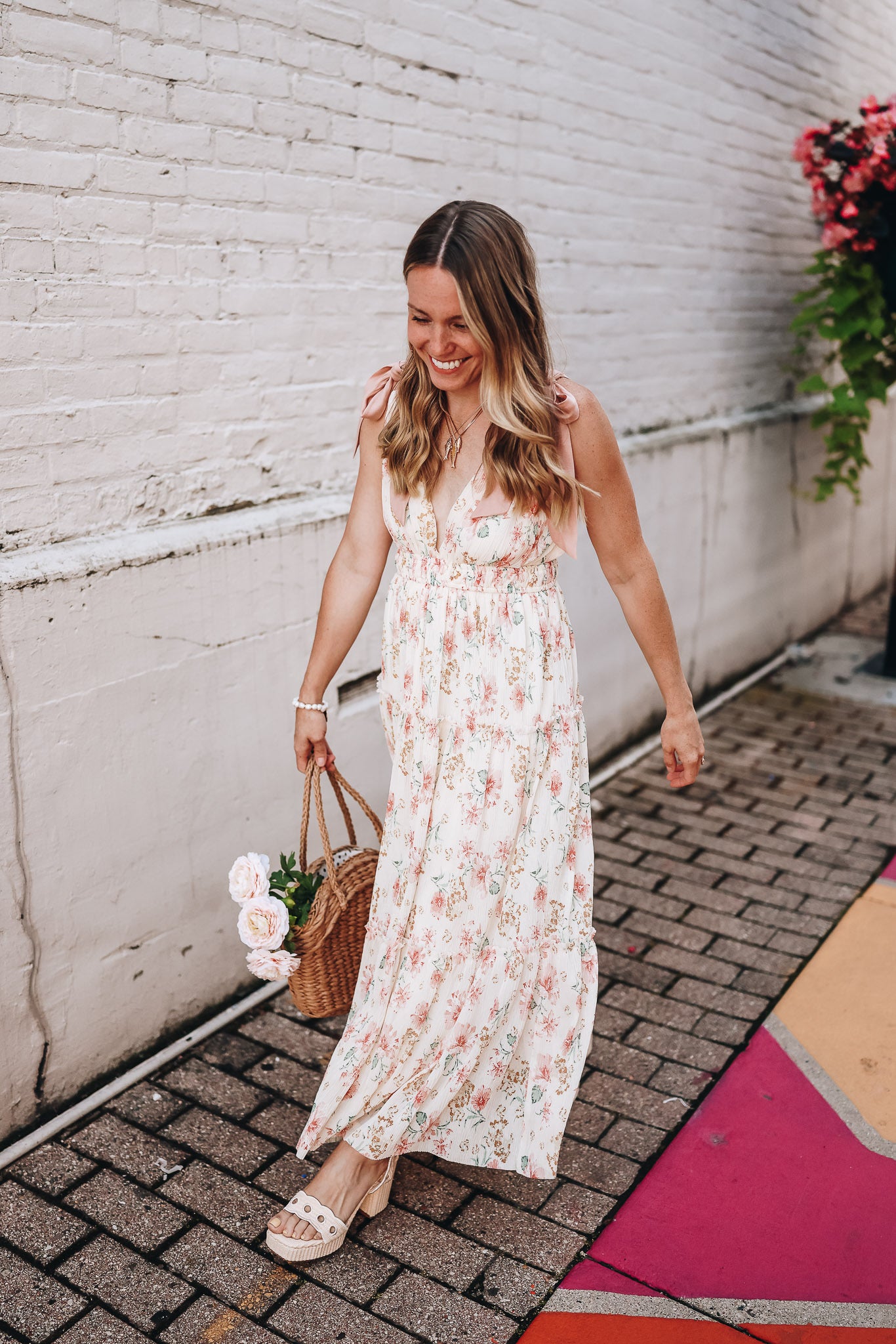 THE STORY TELLING DRESS