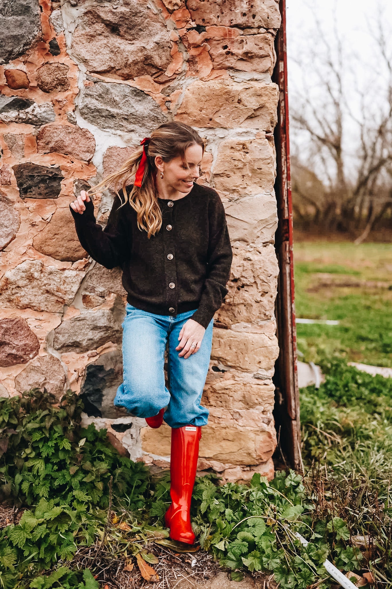 BLACK FRIDAY BUTTON DOWN CARDIGAN