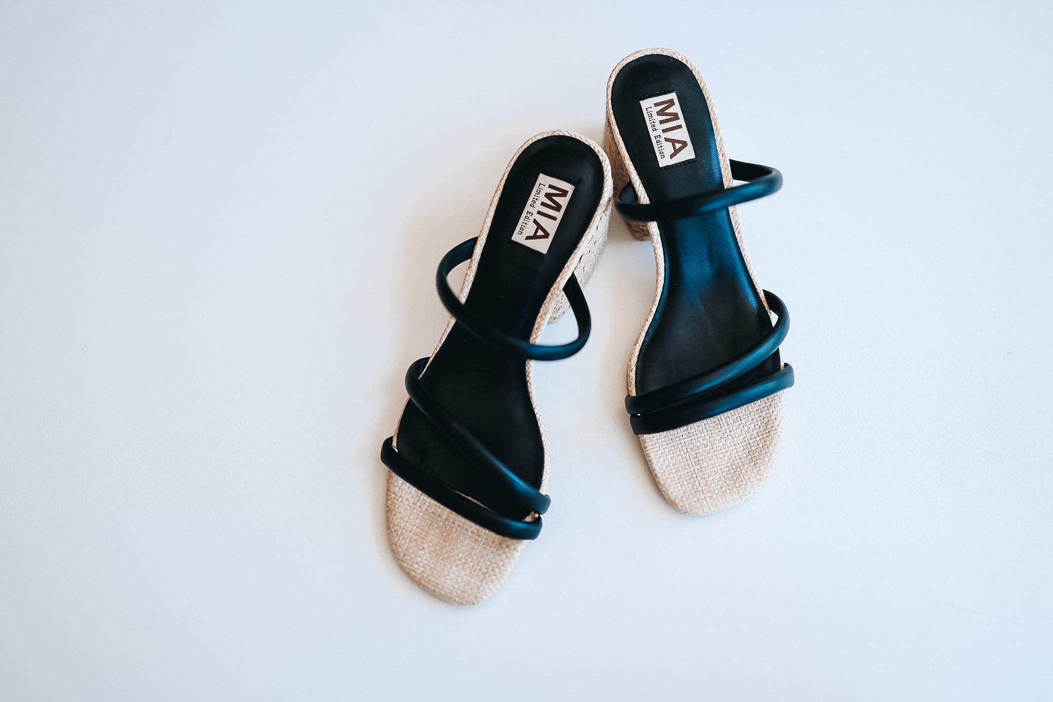 INARA HEEL