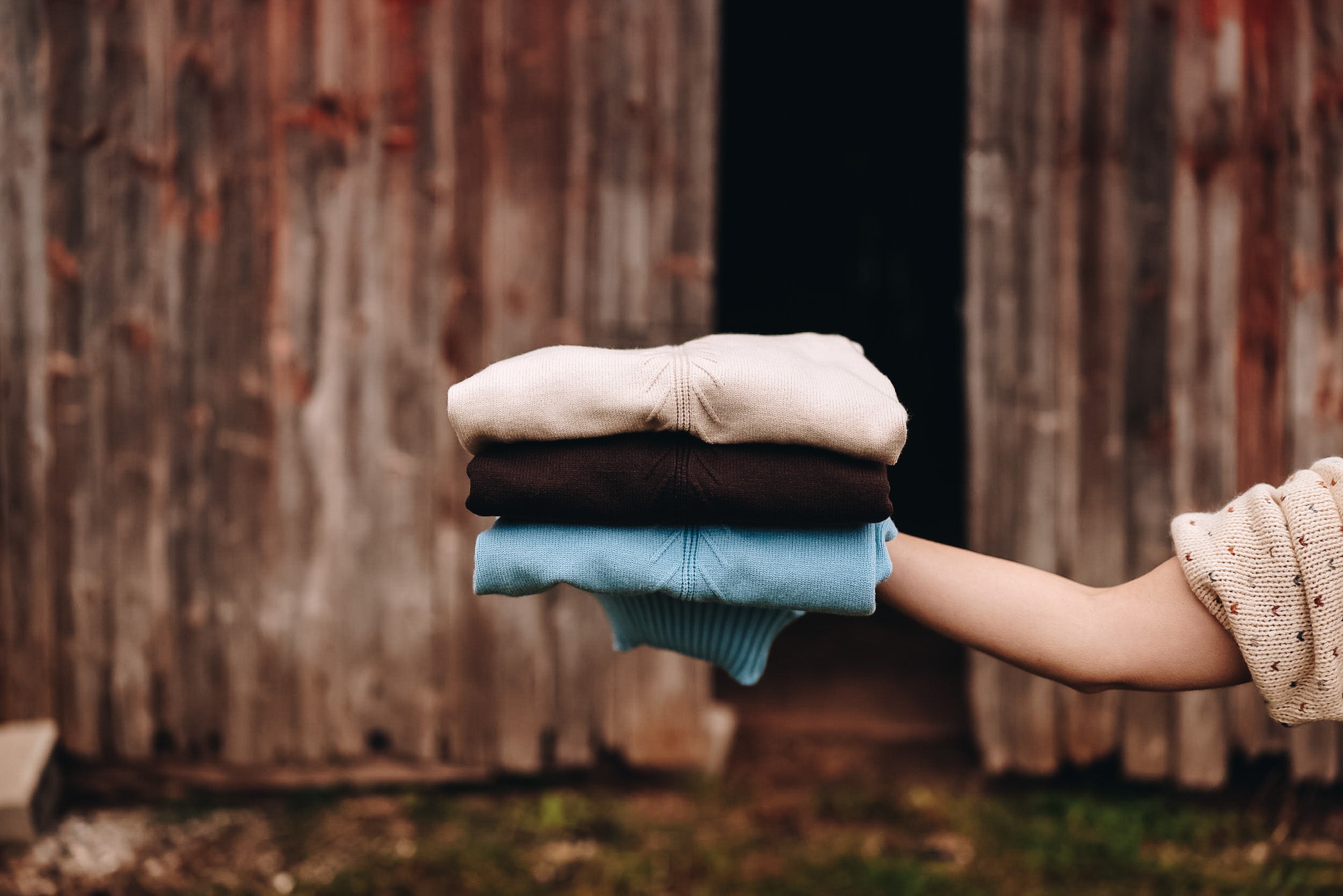 BLACK FRIDAY TURTLENECK SWEATER