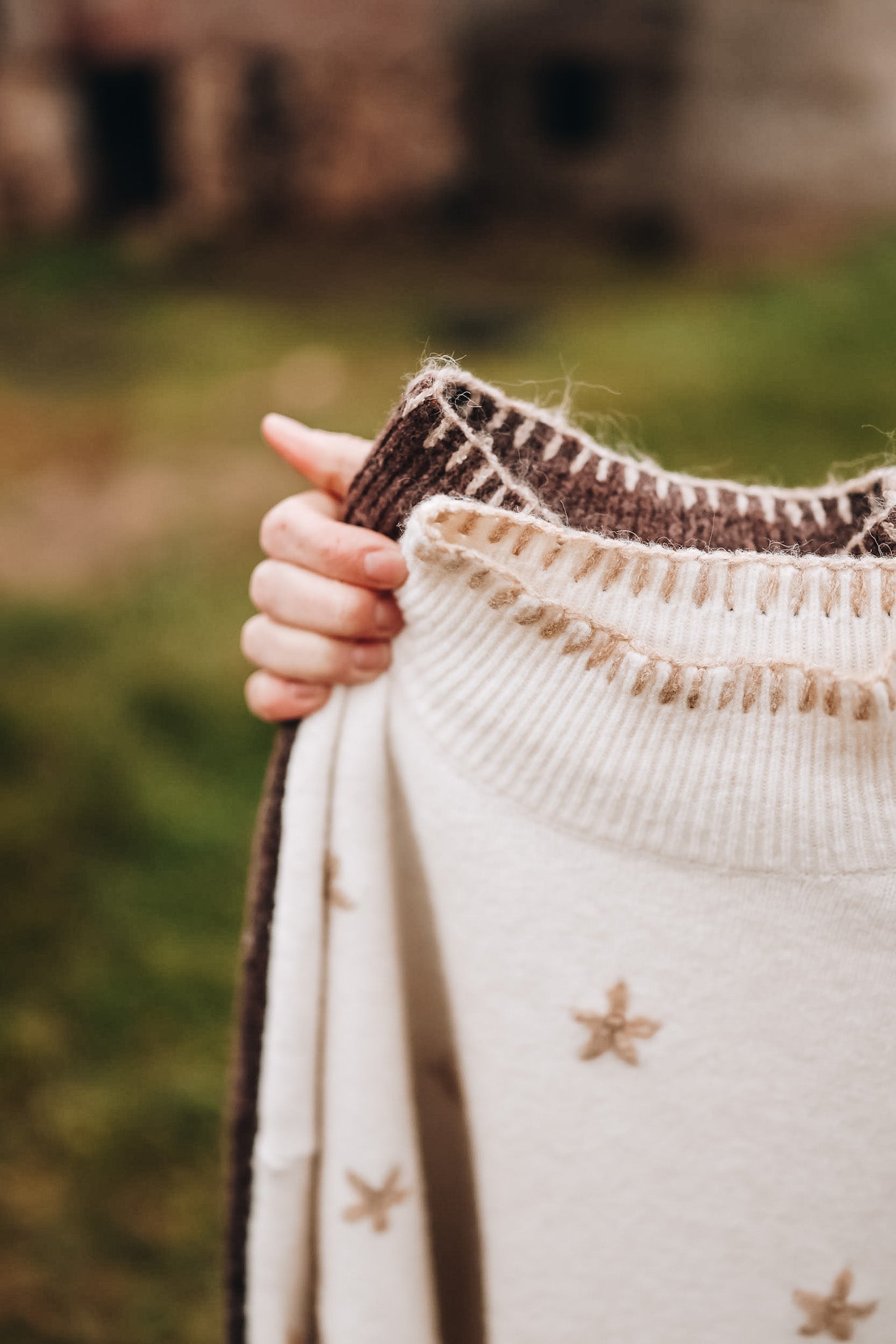 BLACK FRIDAY DETAIL SWEATER