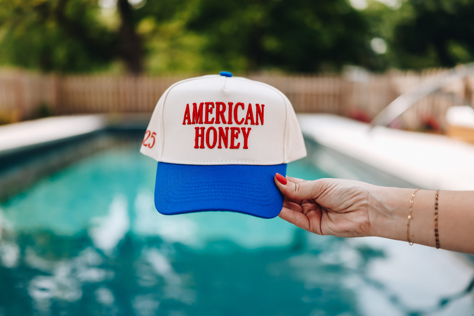 AMERICAN HONEY TRUCKER
