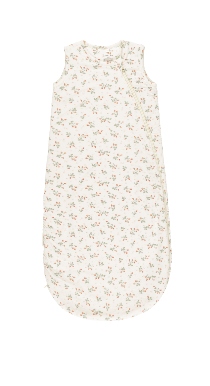 BAMBOO SLEEP BAG || STRAWBERRIES