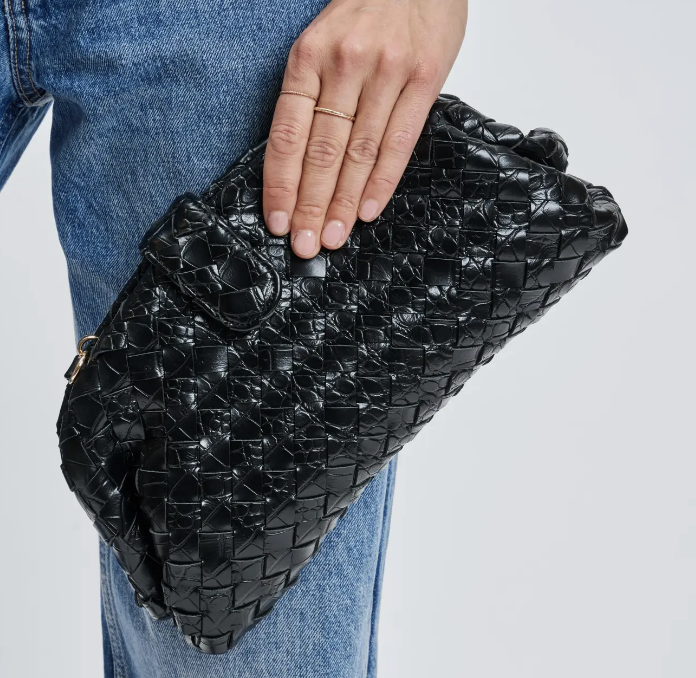 GIGI CROSSBODY