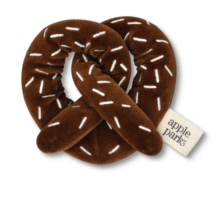 Pretzel Rattle