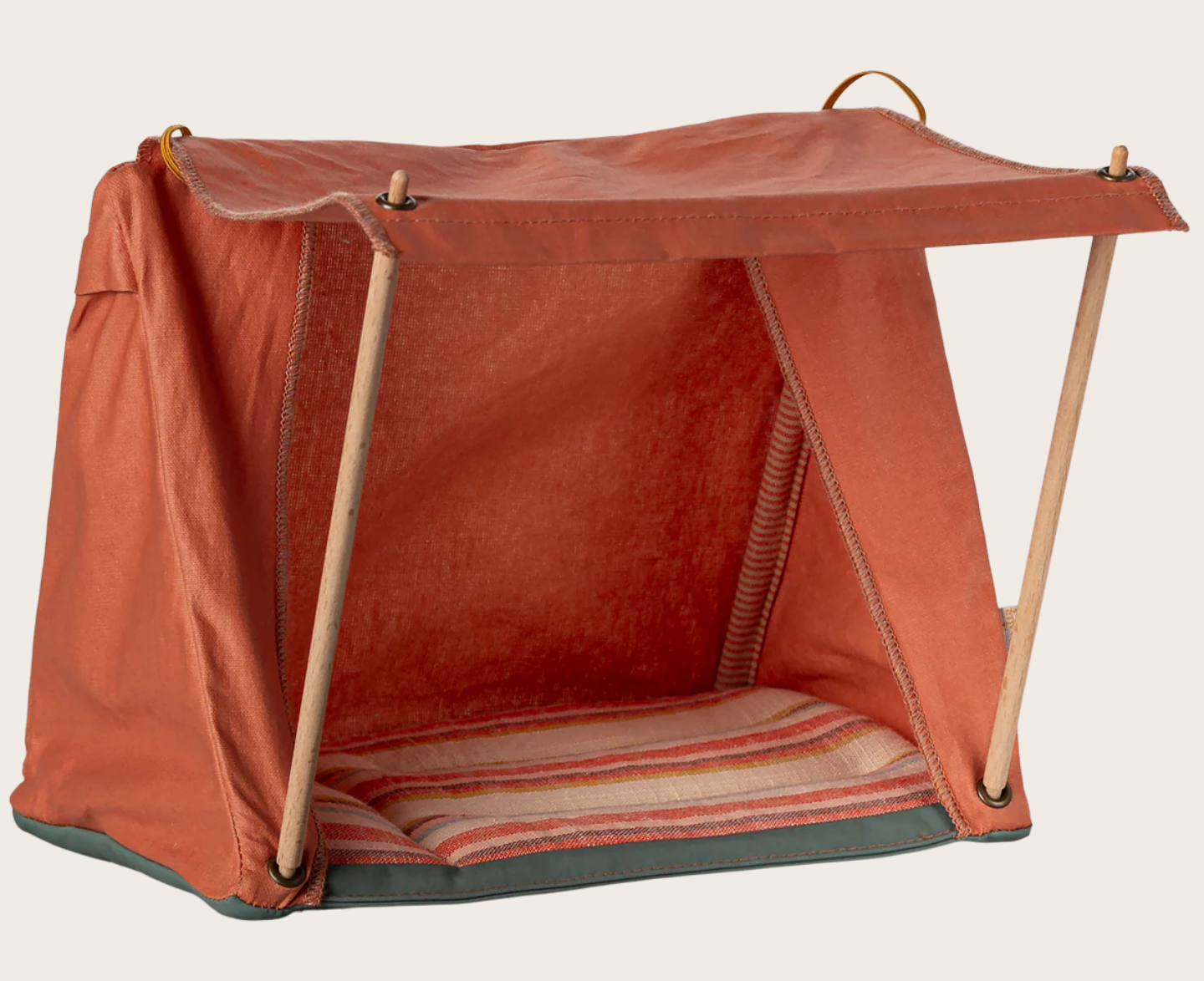 Happy camper tent, Mouse