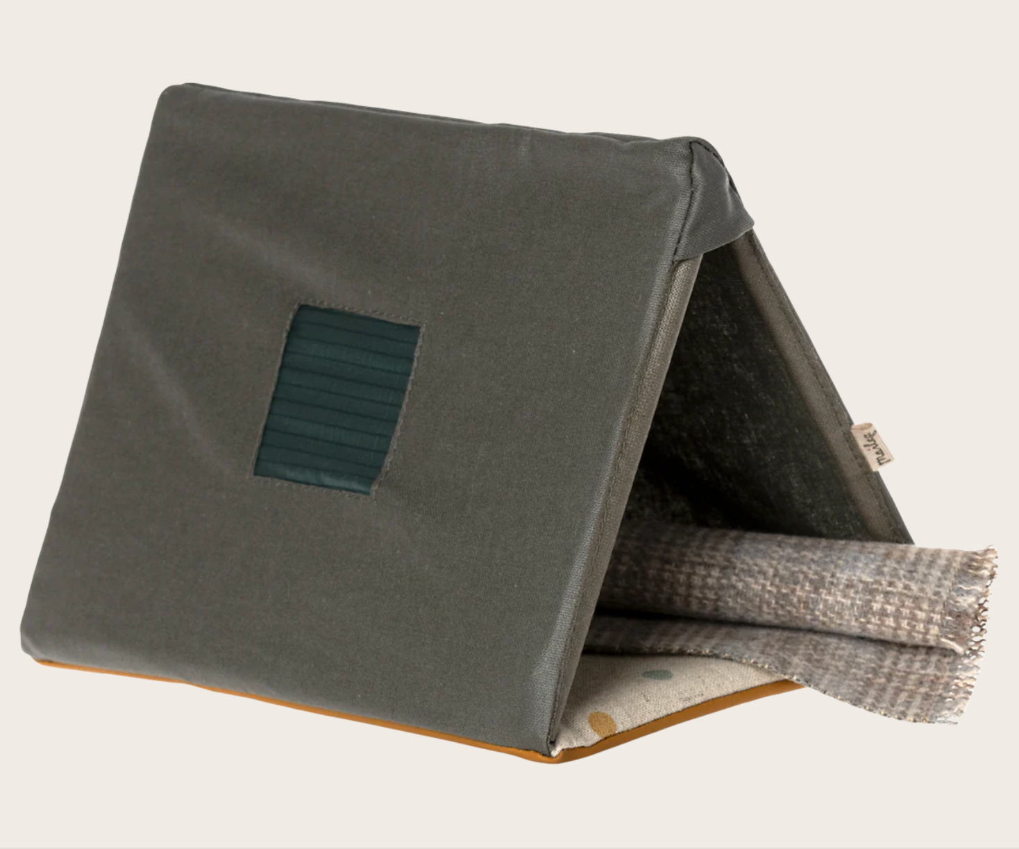 Single tent, Mouse