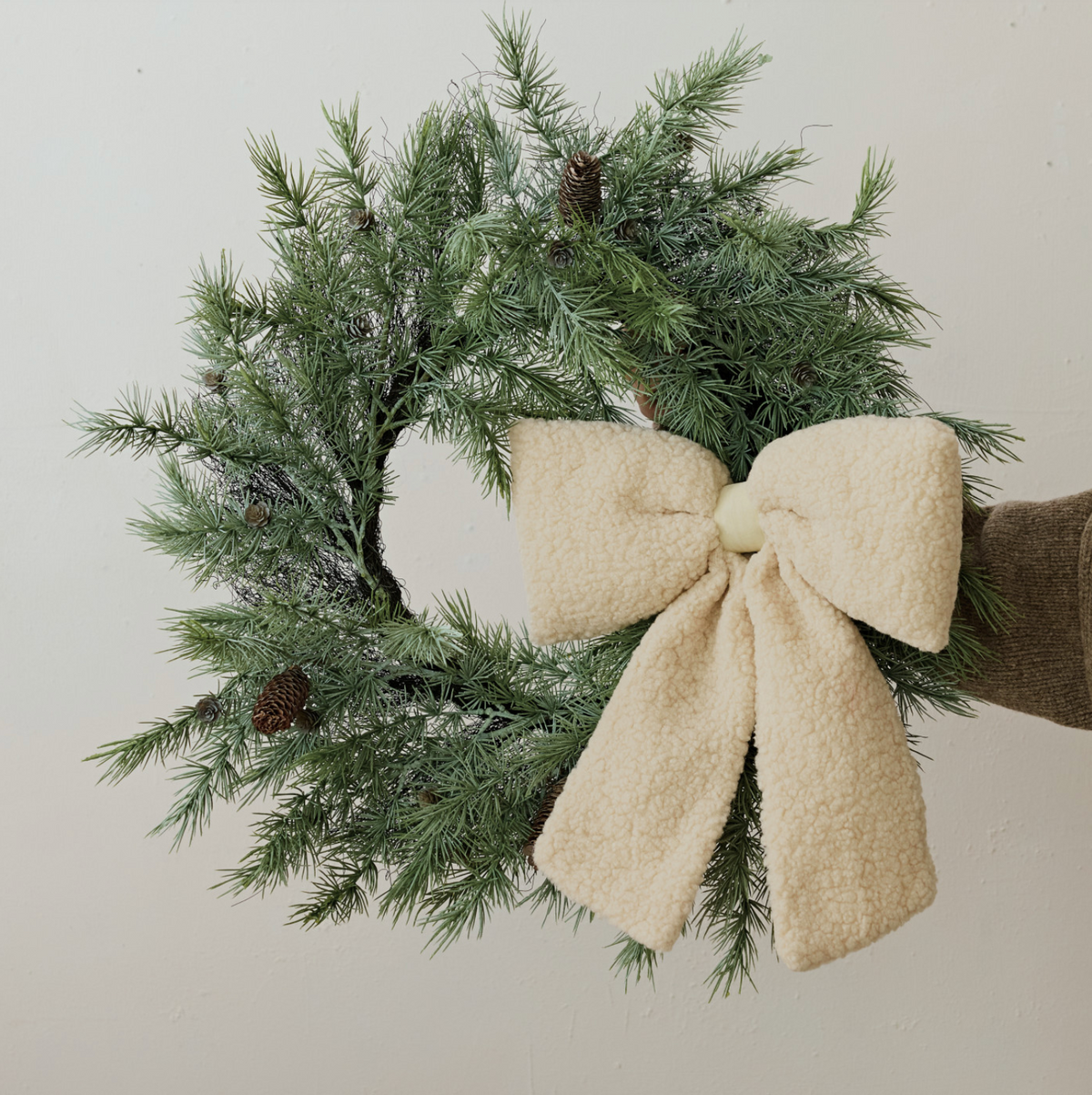 Faux Sherpa Clip-on Bow