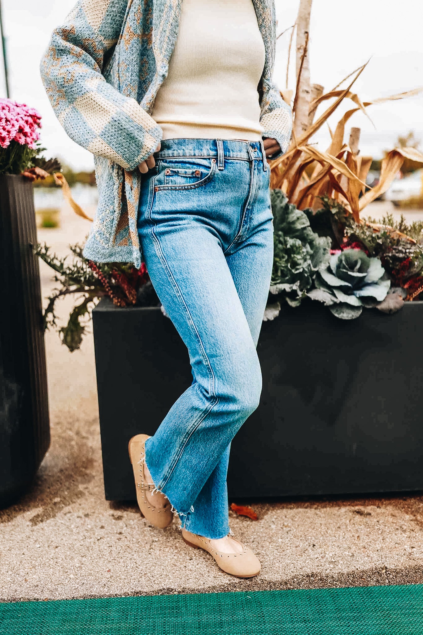 SOHO-RAWCUT HIGH RISE ANKLE FLARE