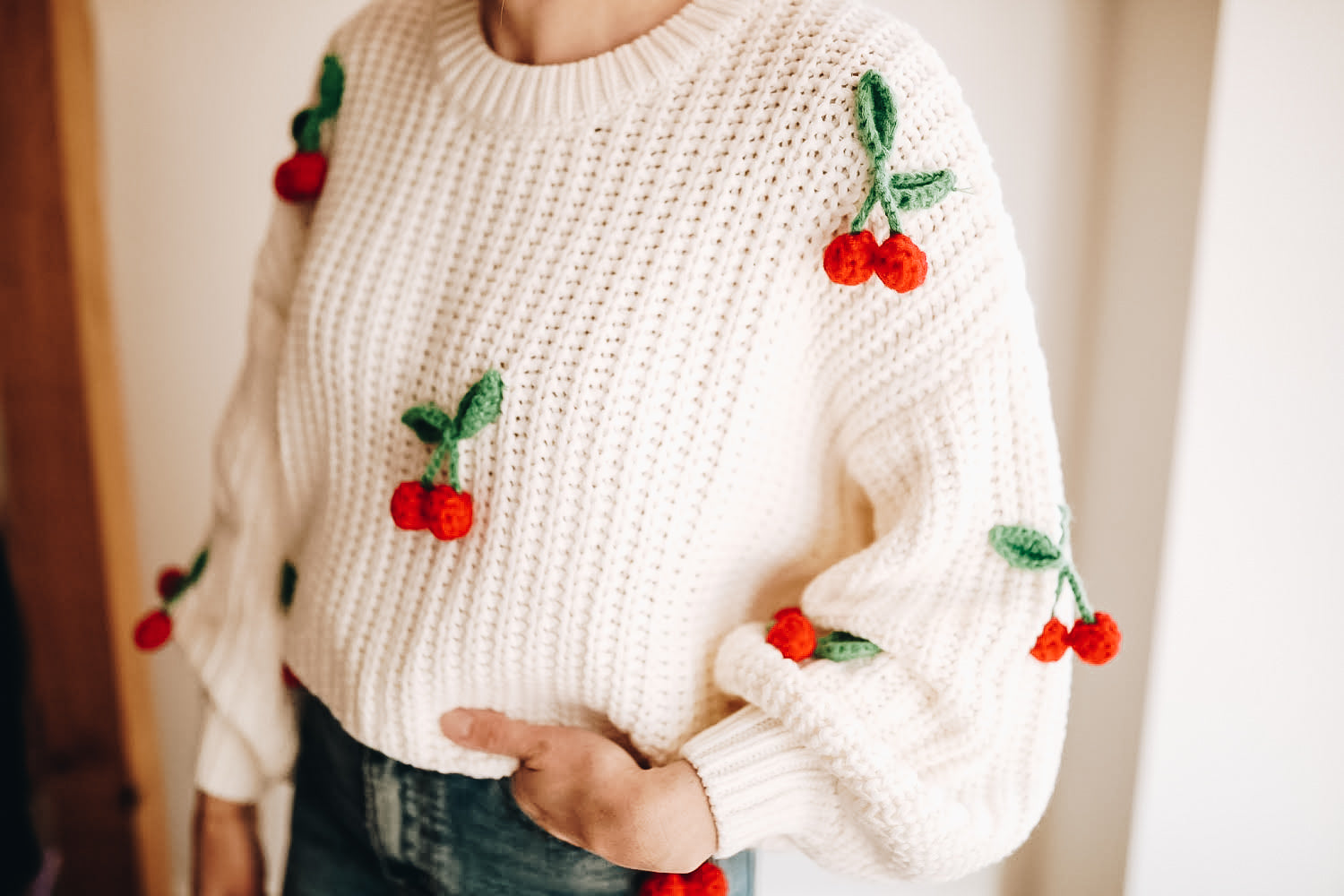 CHERRY POP SWEATER