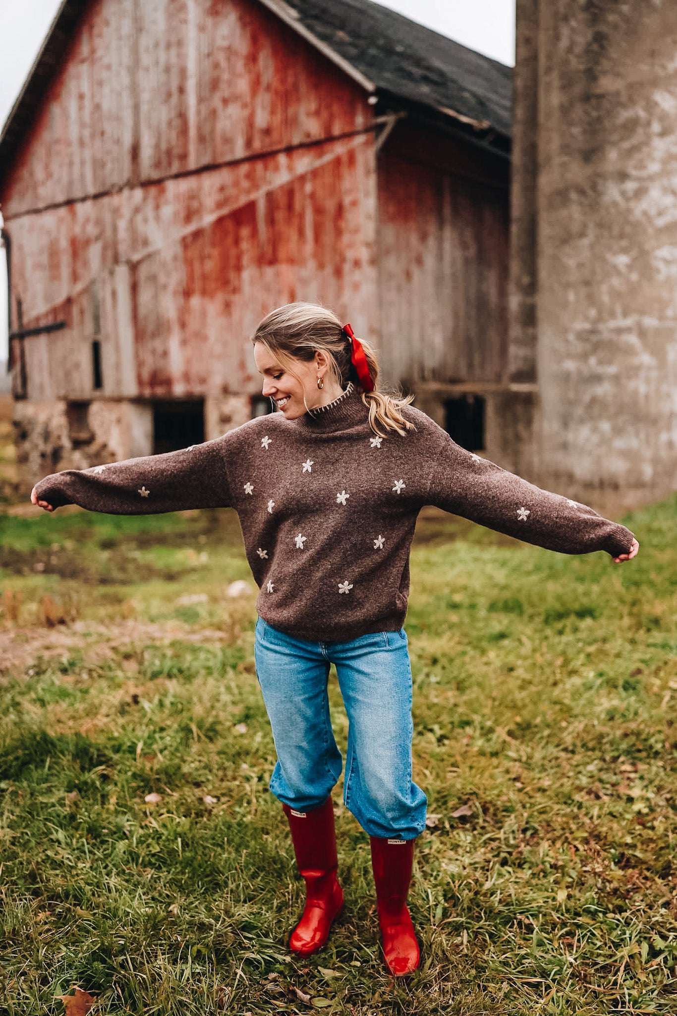 BLACK FRIDAY DETAIL SWEATER