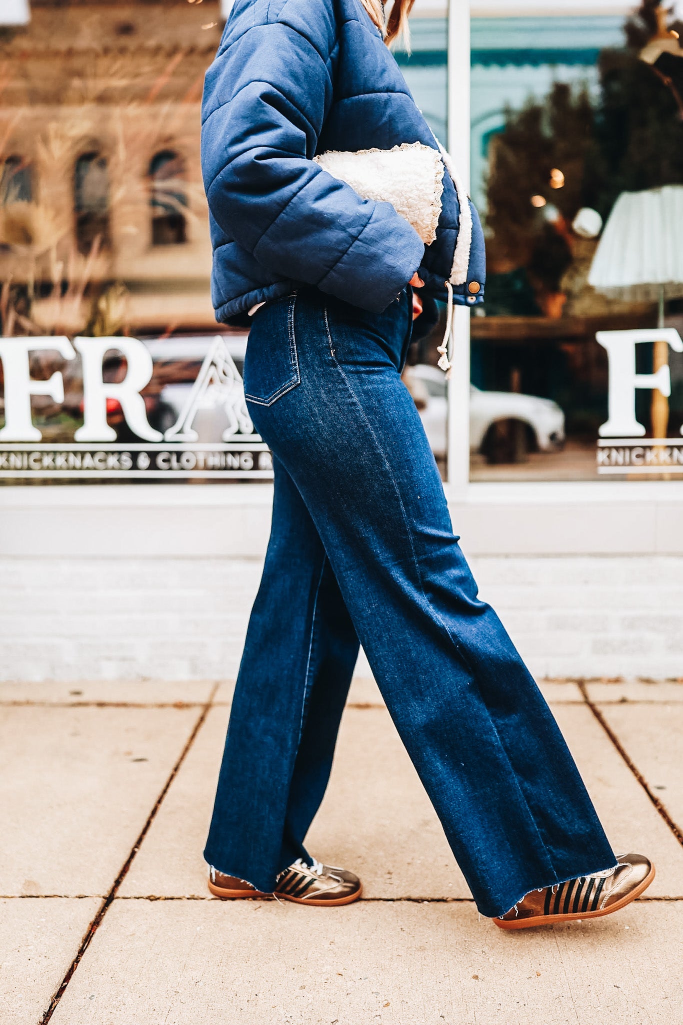 IZZY HIGH RISE SUPER WIDE-LEG JEAN