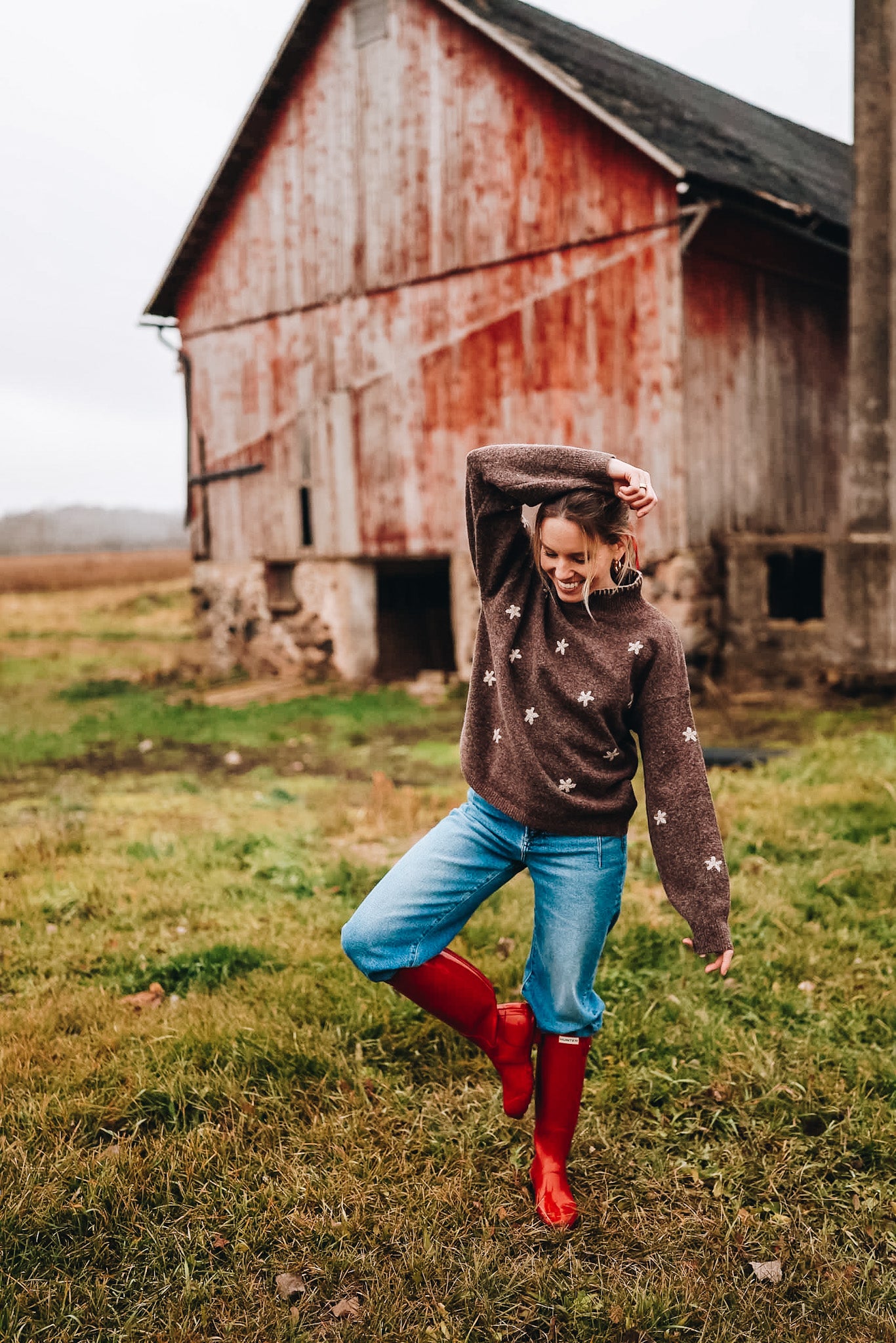 BLACK FRIDAY DETAIL SWEATER