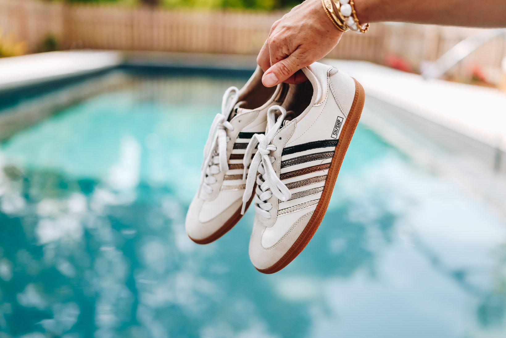 STEVIE SNEAKER