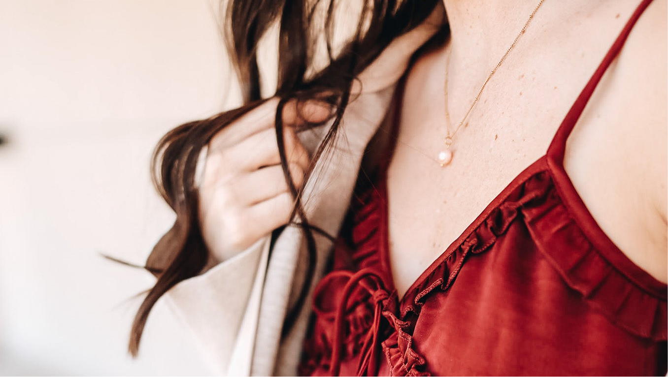 PEARL GIRL NECKLACE