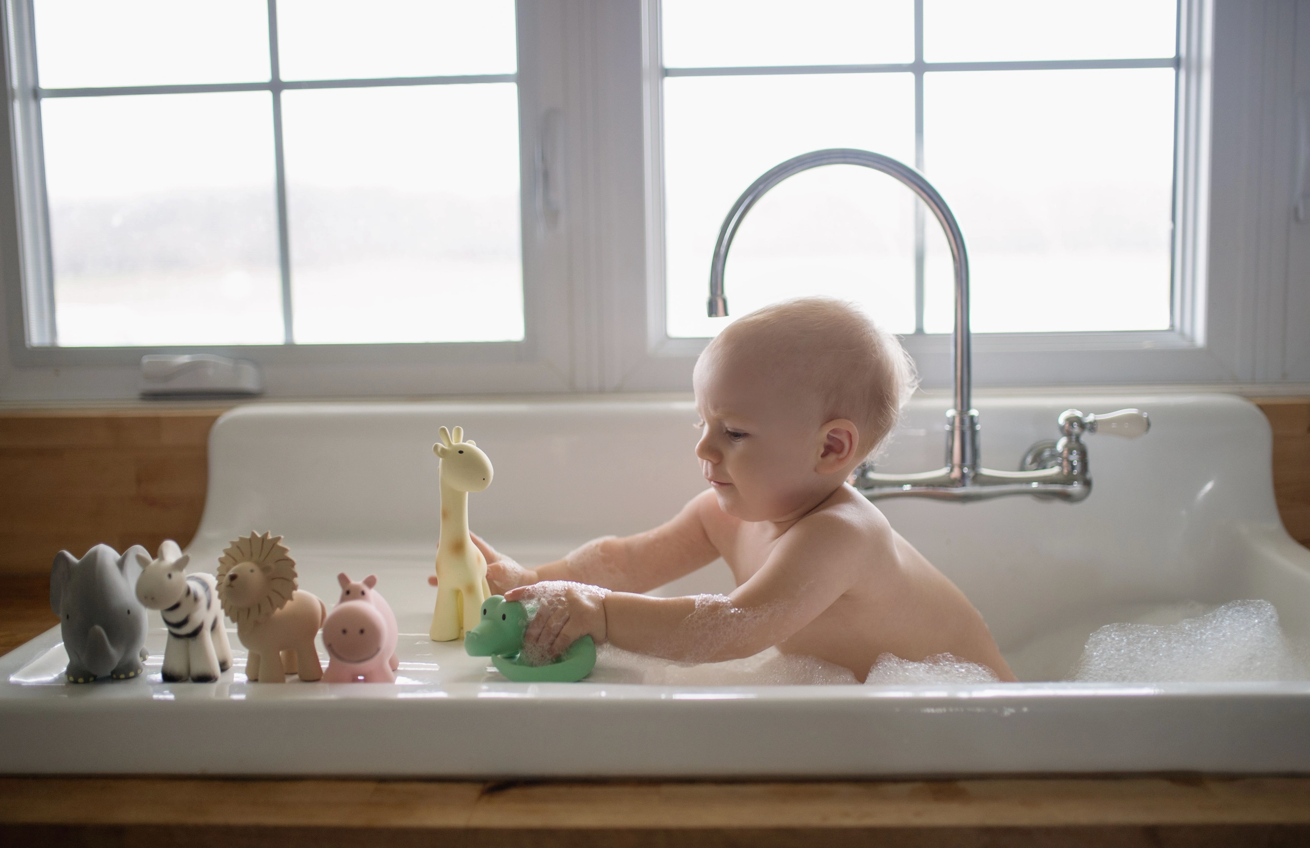 Giraffe Natural Organic Rubber Teether, Rattle & Bath Toy