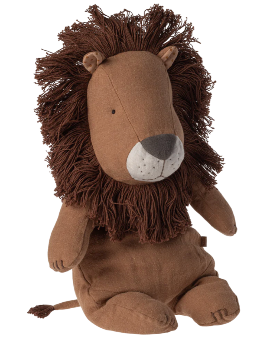 Safari friends, Lion, Medium