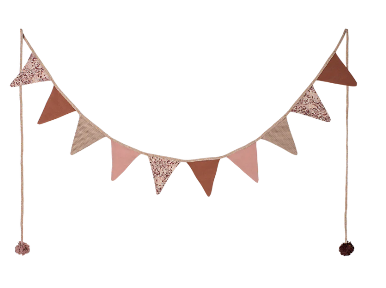 Garland- Rose