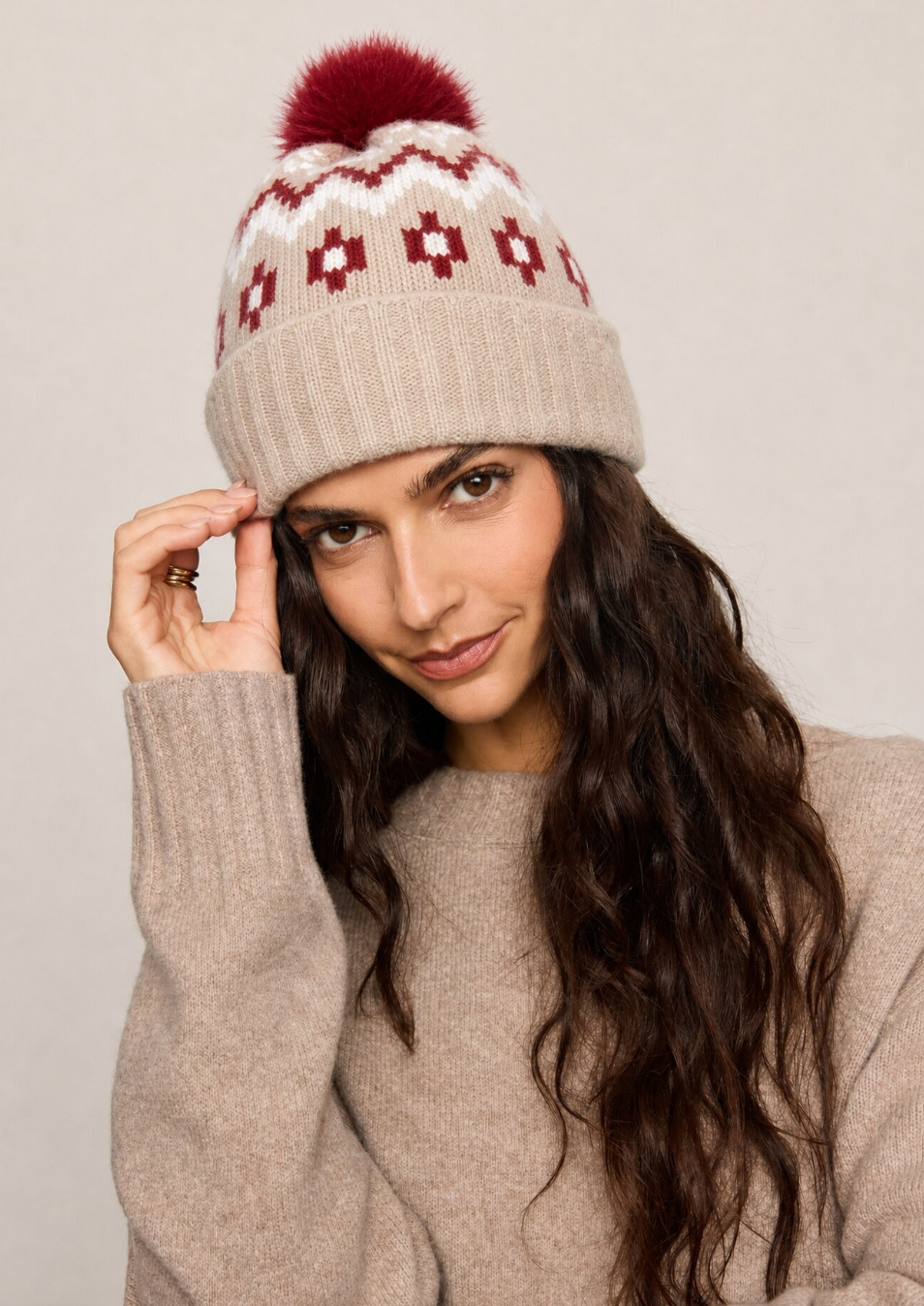 CAROLING BEANIE
